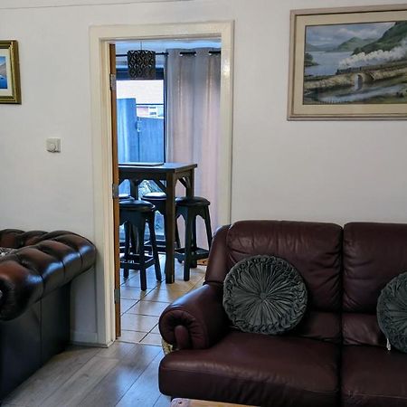 Summerhill, Wrexham - Key Worker Friendly Ngoại thất bức ảnh