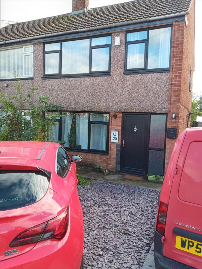 Summerhill, Wrexham - Key Worker Friendly Ngoại thất bức ảnh