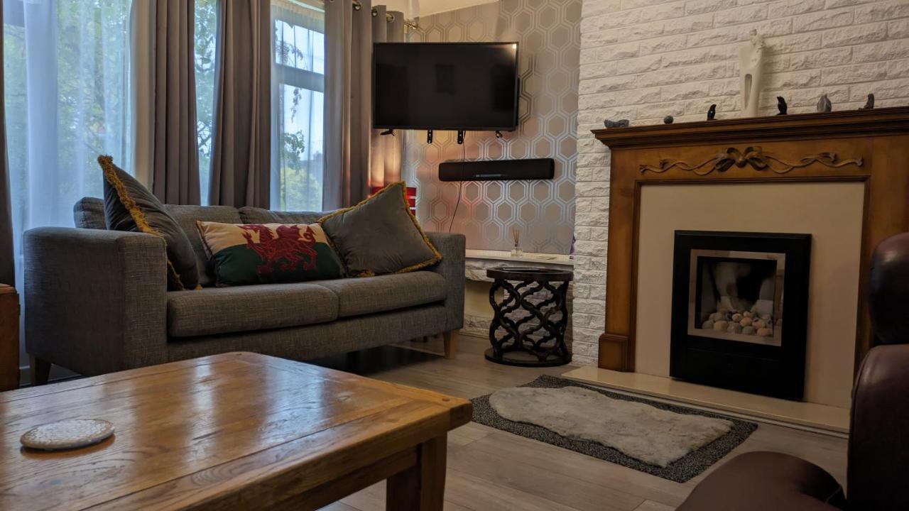 Summerhill, Wrexham - Key Worker Friendly Ngoại thất bức ảnh